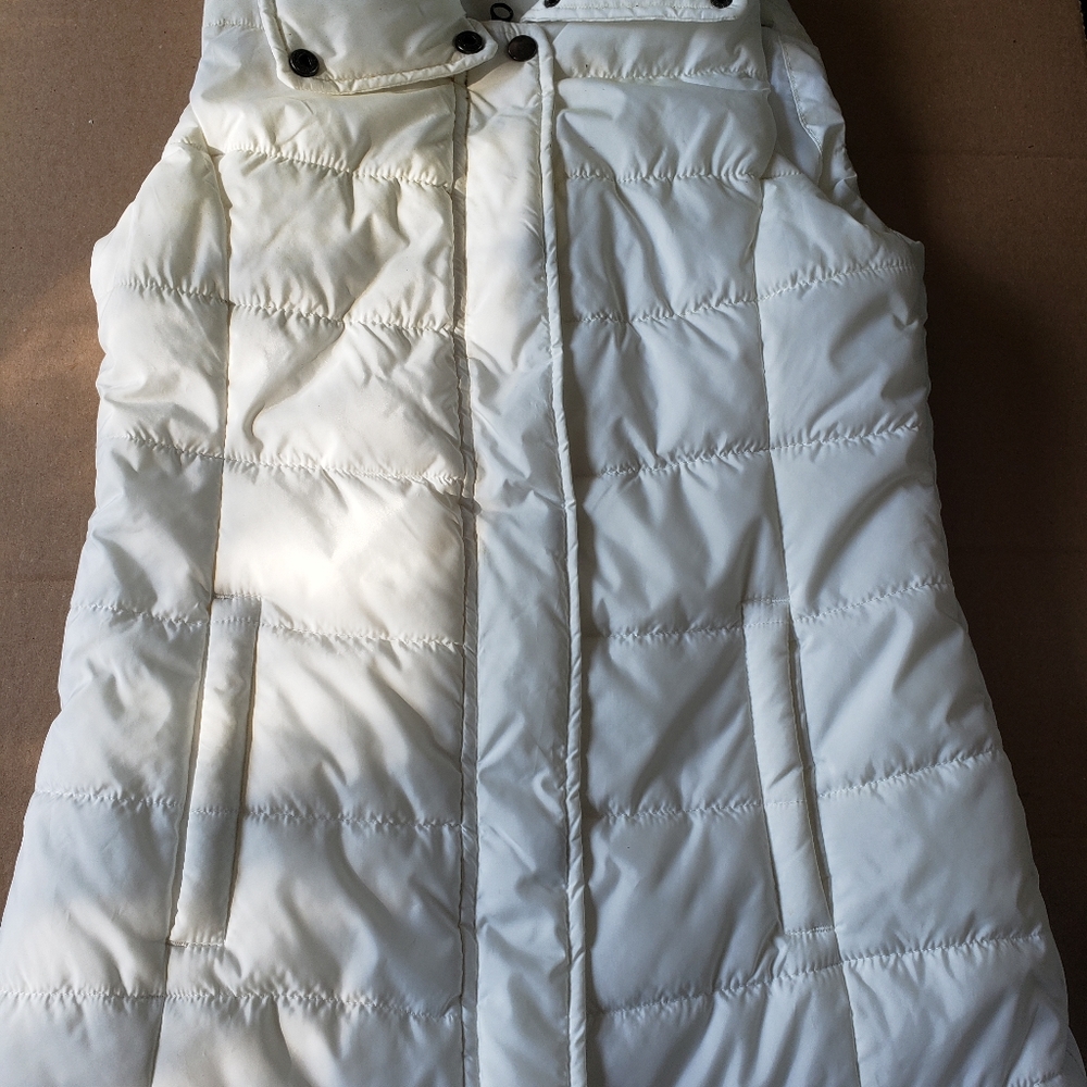 White vest